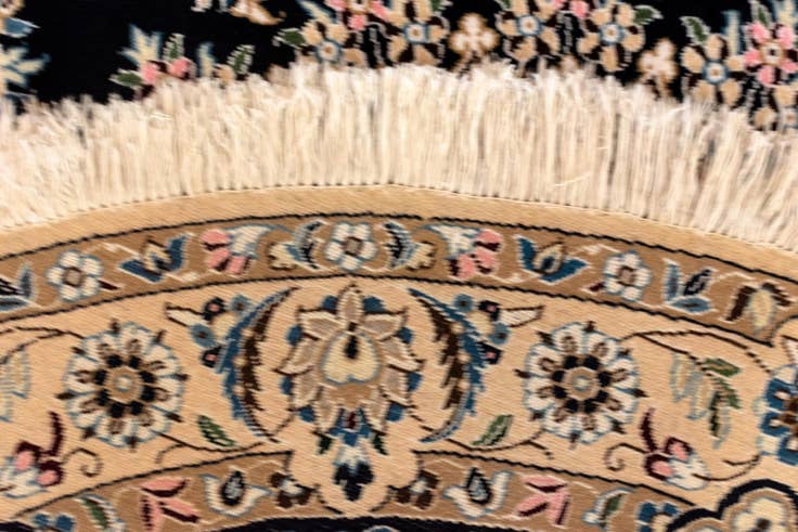 Detail image of 4' 11 x 4' 11 Nain Round Rug