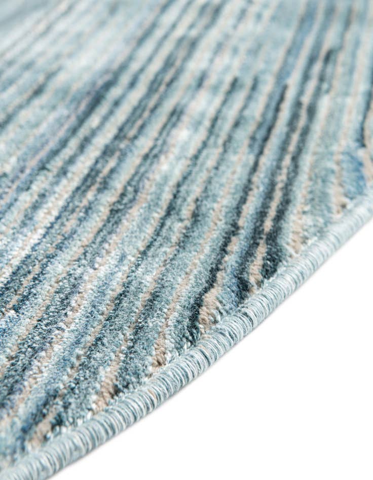 Detail image of 6' 7 x 6' 10 Noble Round Rug