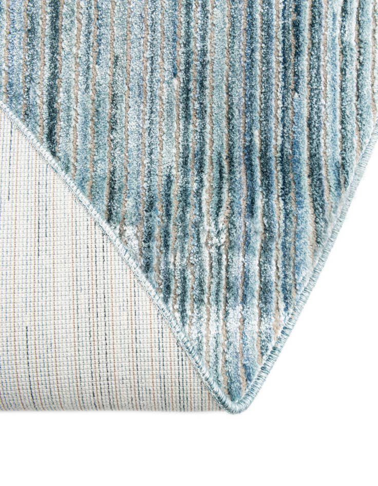 Detail image of 6' 7 x 6' 10 Noble Round Rug