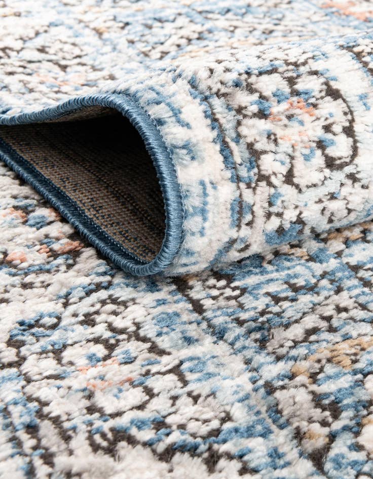 Detail image of 8' x 8' Nyla Round Rug