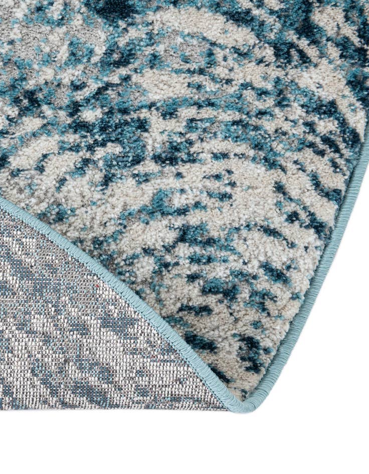 Detail image of 7' x 7' Oasis Round Rug