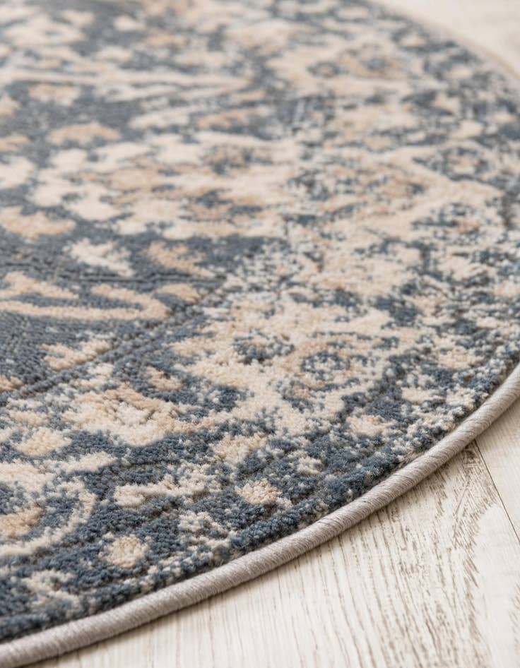 Detail image of 6' x 6' Oregon Round Rug
