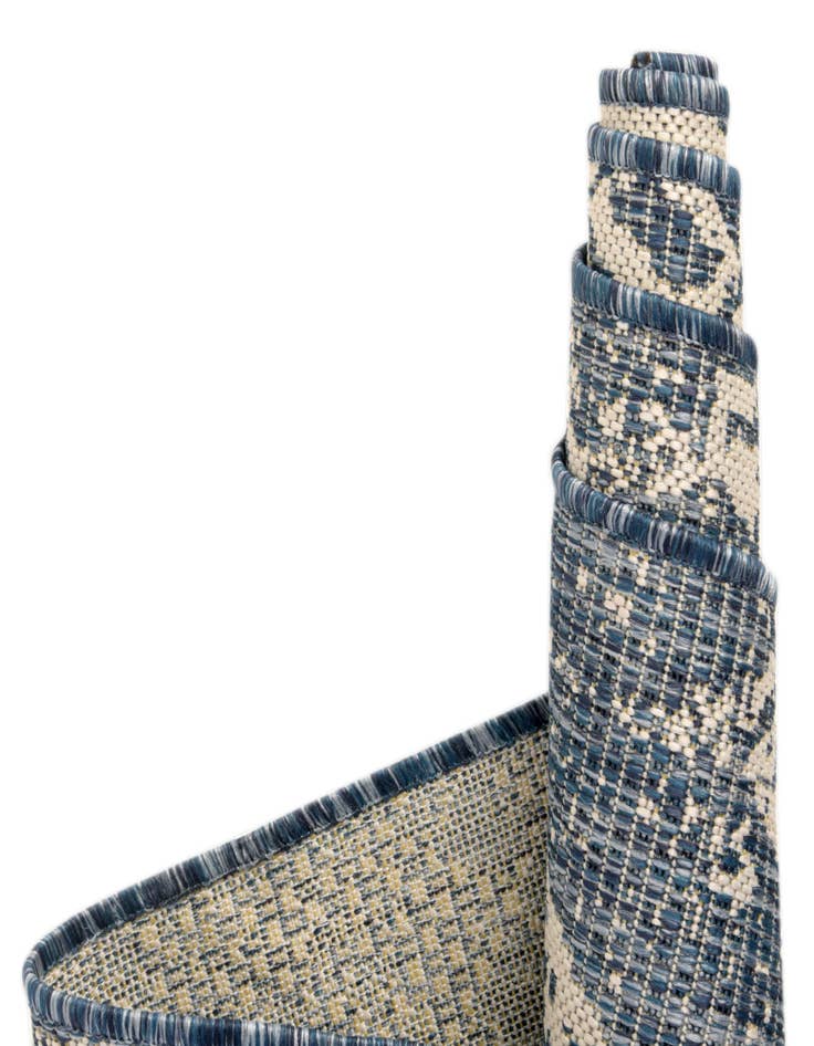 Detail image of 13' x 13' Easy-Clean Bohemian Indoor / Outdoor Round Rug