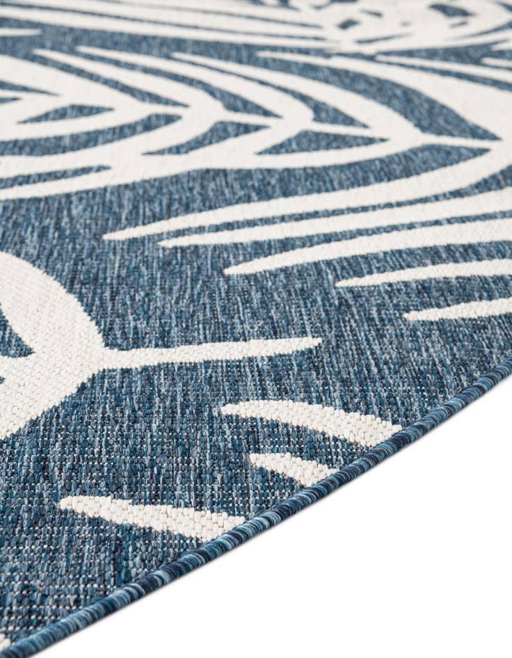 Detail image of 13' x 13'  Washable Botanical Indoor / Outdoor Round Rug