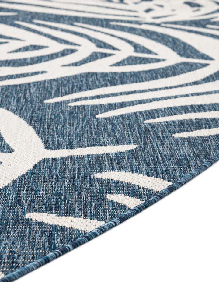 10' x 10' Easy-Clean Botanical Indoor / Outdoor Round Rug