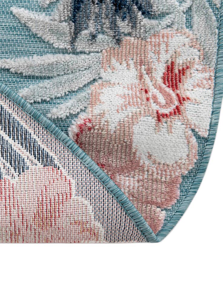 Detail image of 4' 5 x 4' 5 Easy-Clean Botanical Indoor / Outdoor Round Rug