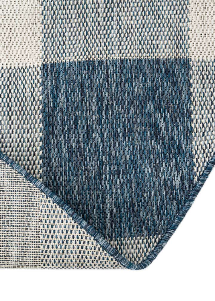 6' x 6' Easy-Clean Checkered Indoor / Outdoor Round Rug