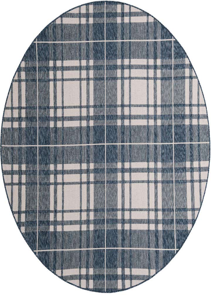 7' 10 x 7' 10 Easy-Clean Checkered Indoor / Outdoor Round Rug