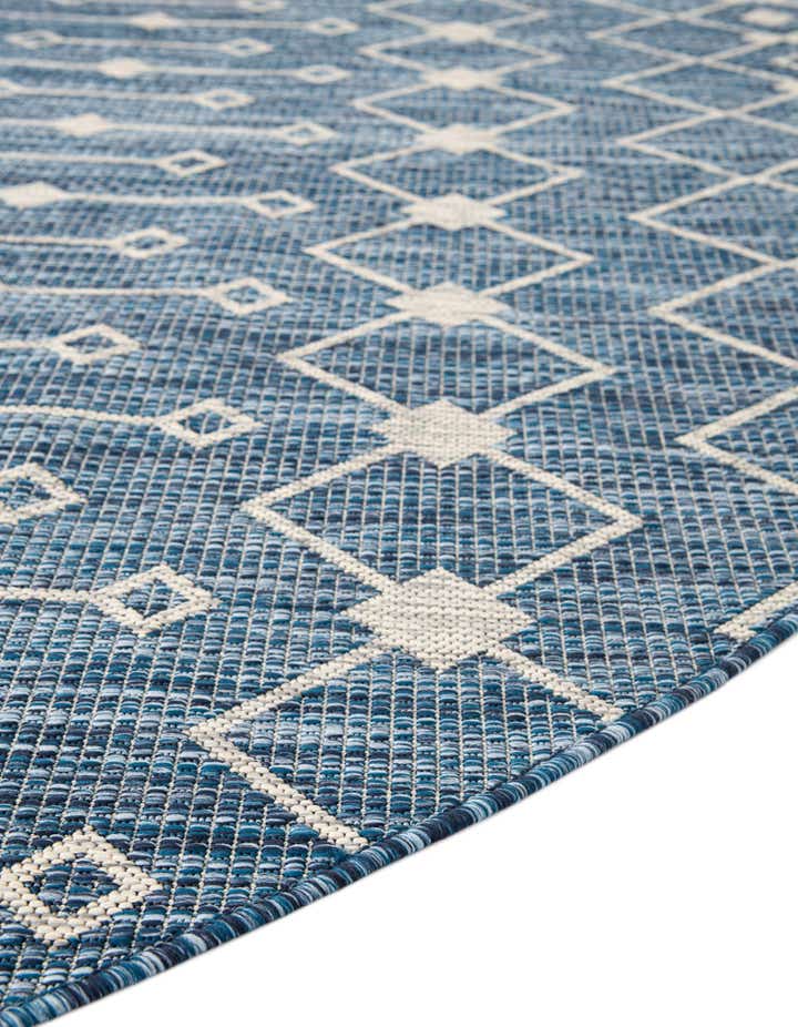 12' x 12' Easy-Clean Lattice Indoor / Outdoor Round Rug