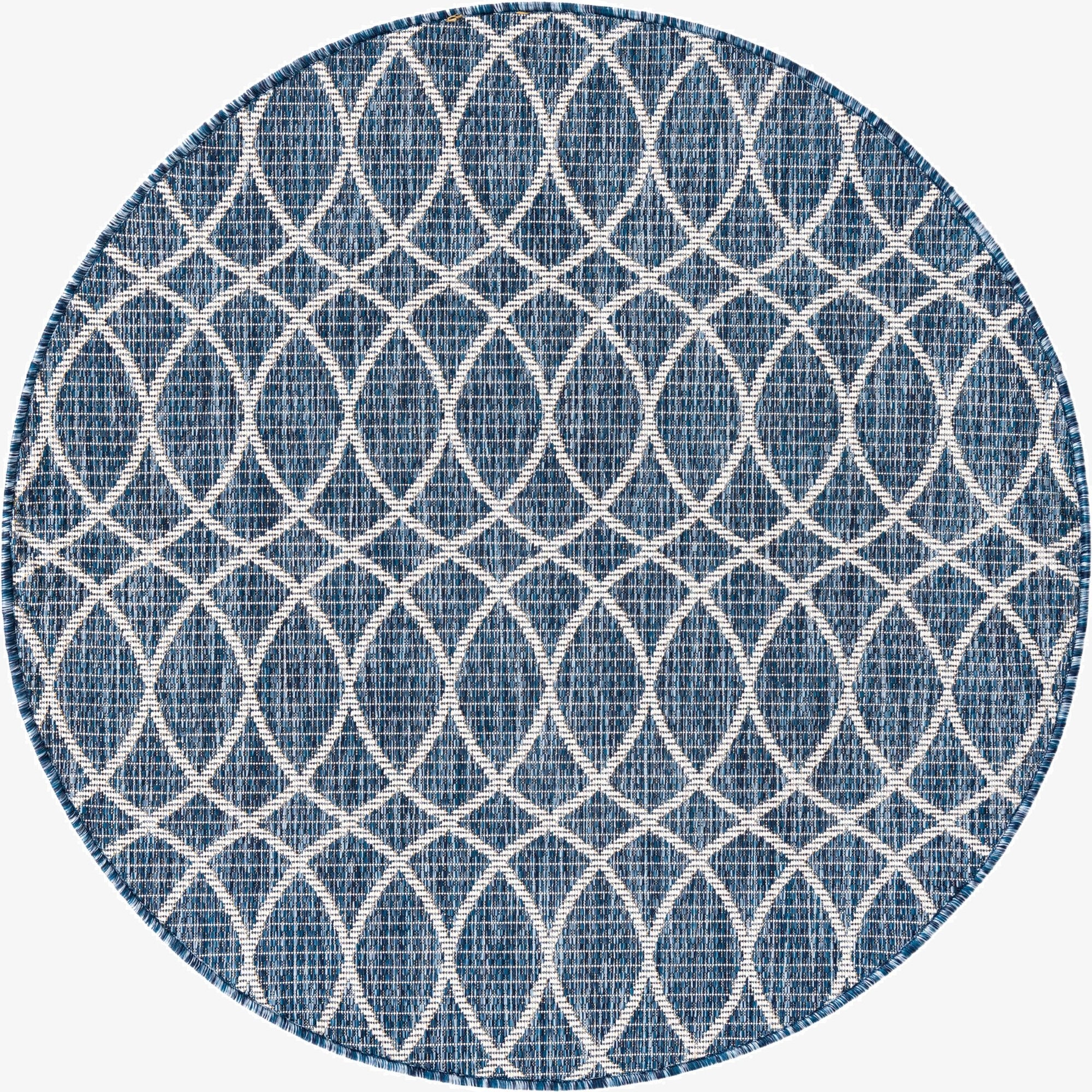 A round 4' blue and white trellis pattern rug, made from polypropylene, suitable for indoor or outdoor use.