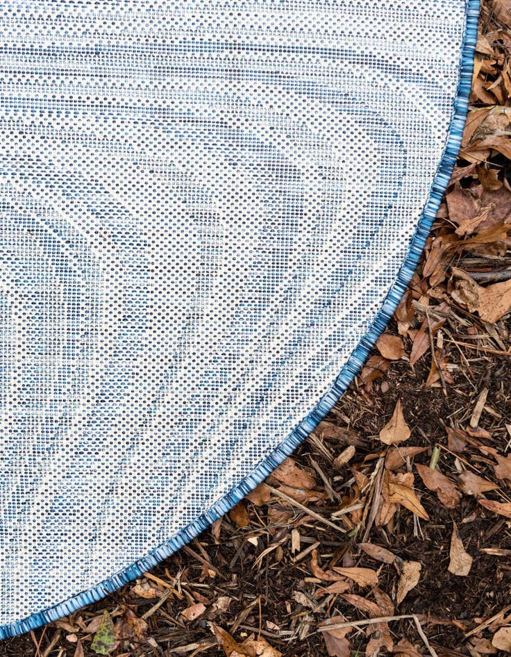 Detail image of 4' x 4'  Washable Modern Indoor / Outdoor Round Rug