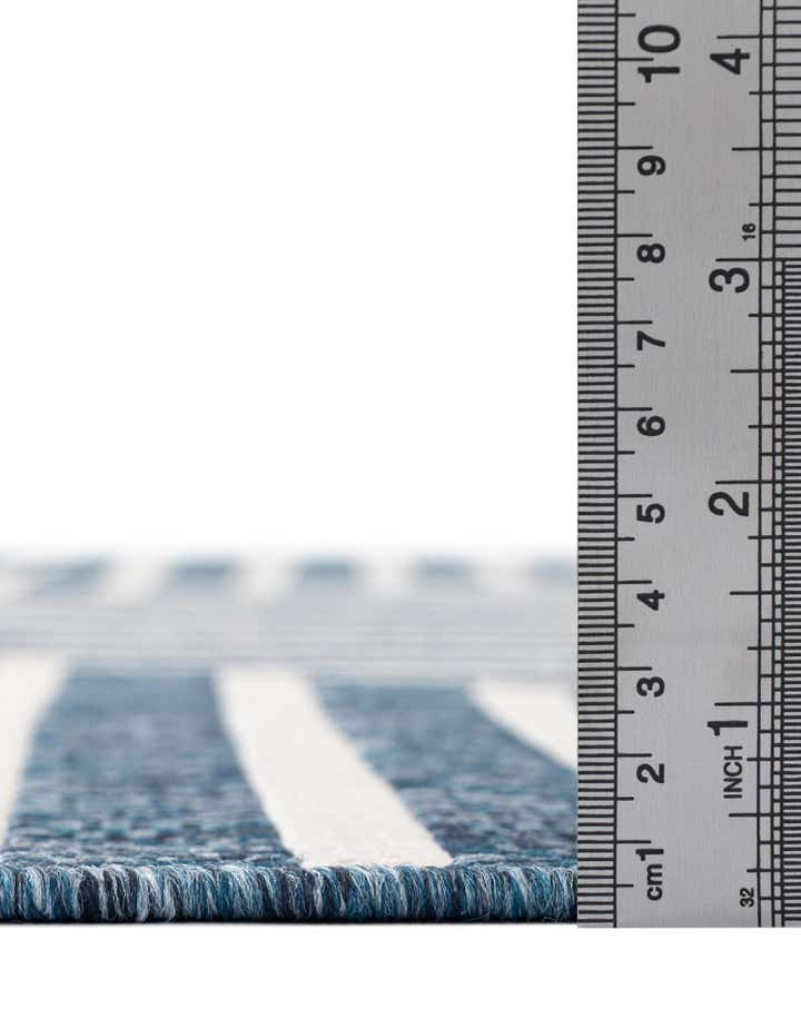 12' x 12' Easy-Clean Modern Indoor / Outdoor Round Rug