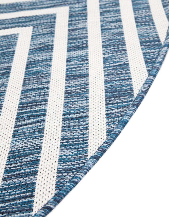 12' x 12' Easy-Clean Modern Indoor / Outdoor Round Rug