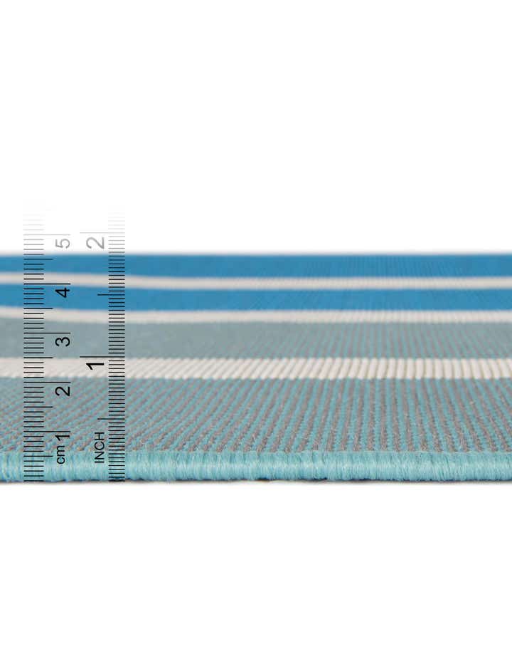 7' 10 x 7' 10 Easy-Clean Ribbon Indoor / Outdoor Round Rug