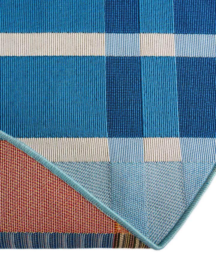 7' 10 x 7' 10 Easy-Clean Ribbon Indoor / Outdoor Round Rug