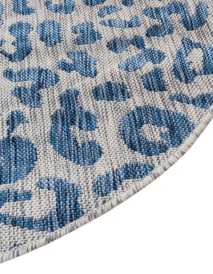 Detail image of 6' x 6'  Washable Safari Indoor / Outdoor Round Rug