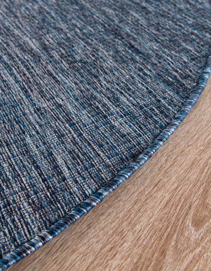Detail image of 4' x 4' Easy-Clean Solid Indoor / Outdoor Round Rug