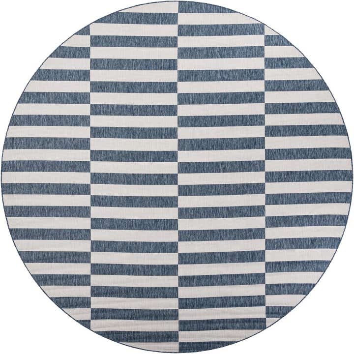 12' x 12' Easy-Clean Striped Indoor / Outdoor Round Rug