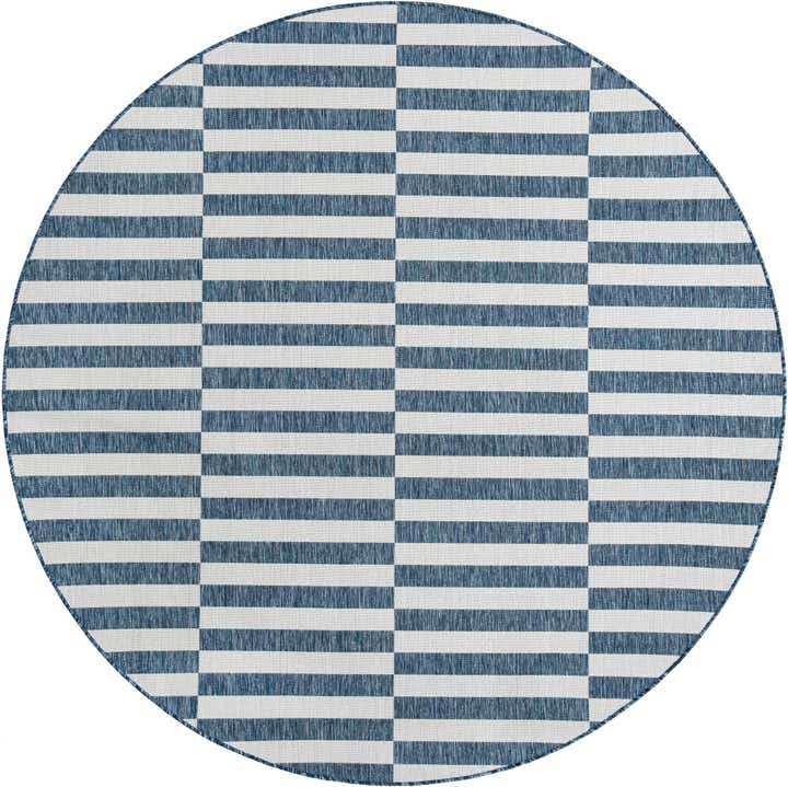 7' 10 x 7' 10 Easy-Clean Striped Indoor / Outdoor Round Rug