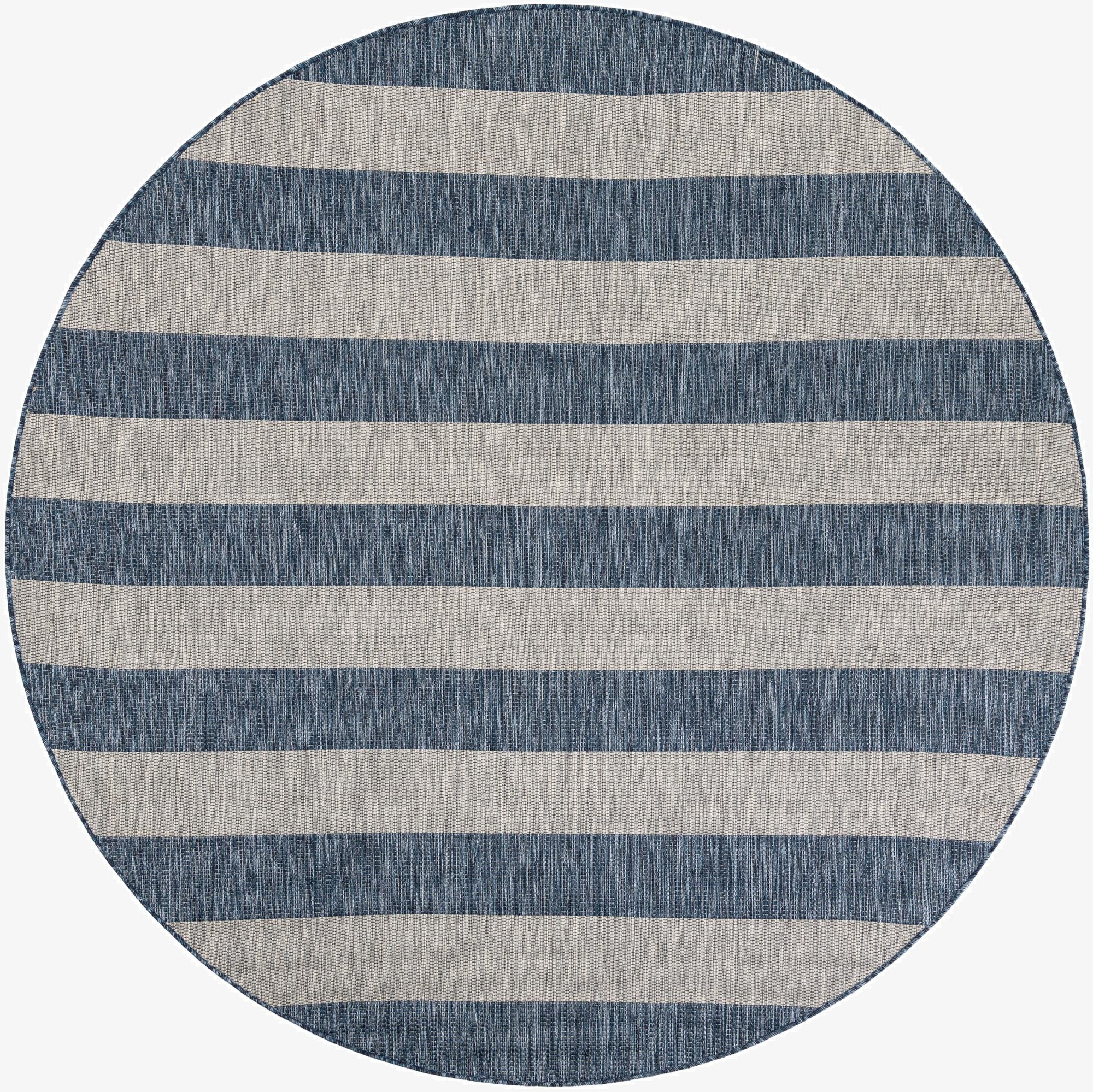 7' 10 x 7' 10  Washable Striped Indoor / Outdoor Round Rug