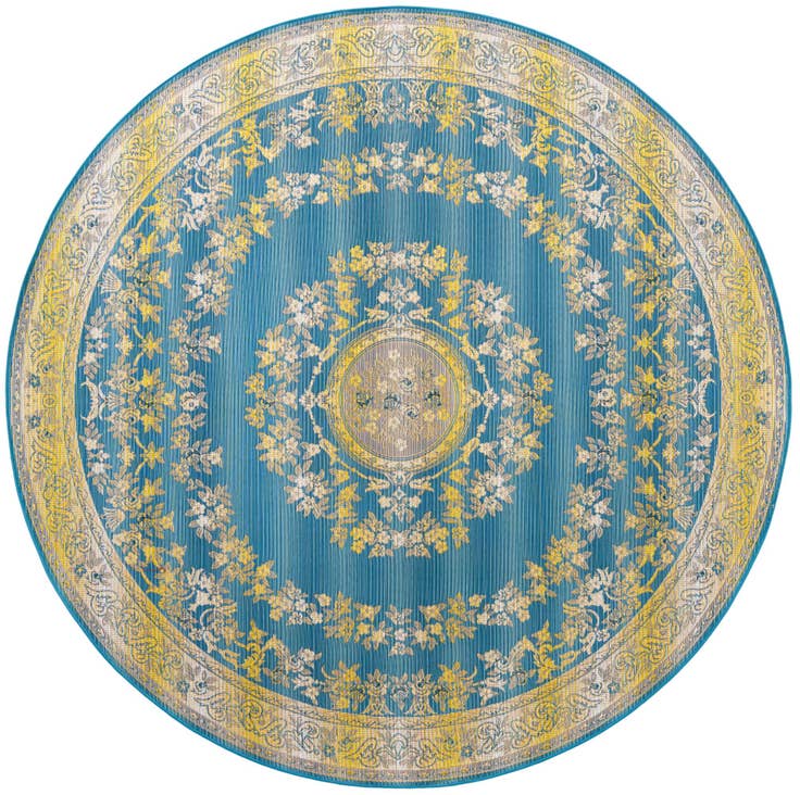 Detail image of 7' 10 x 7' 10 Easy-Clean Traditional Indoor / Outdoor Round Rug