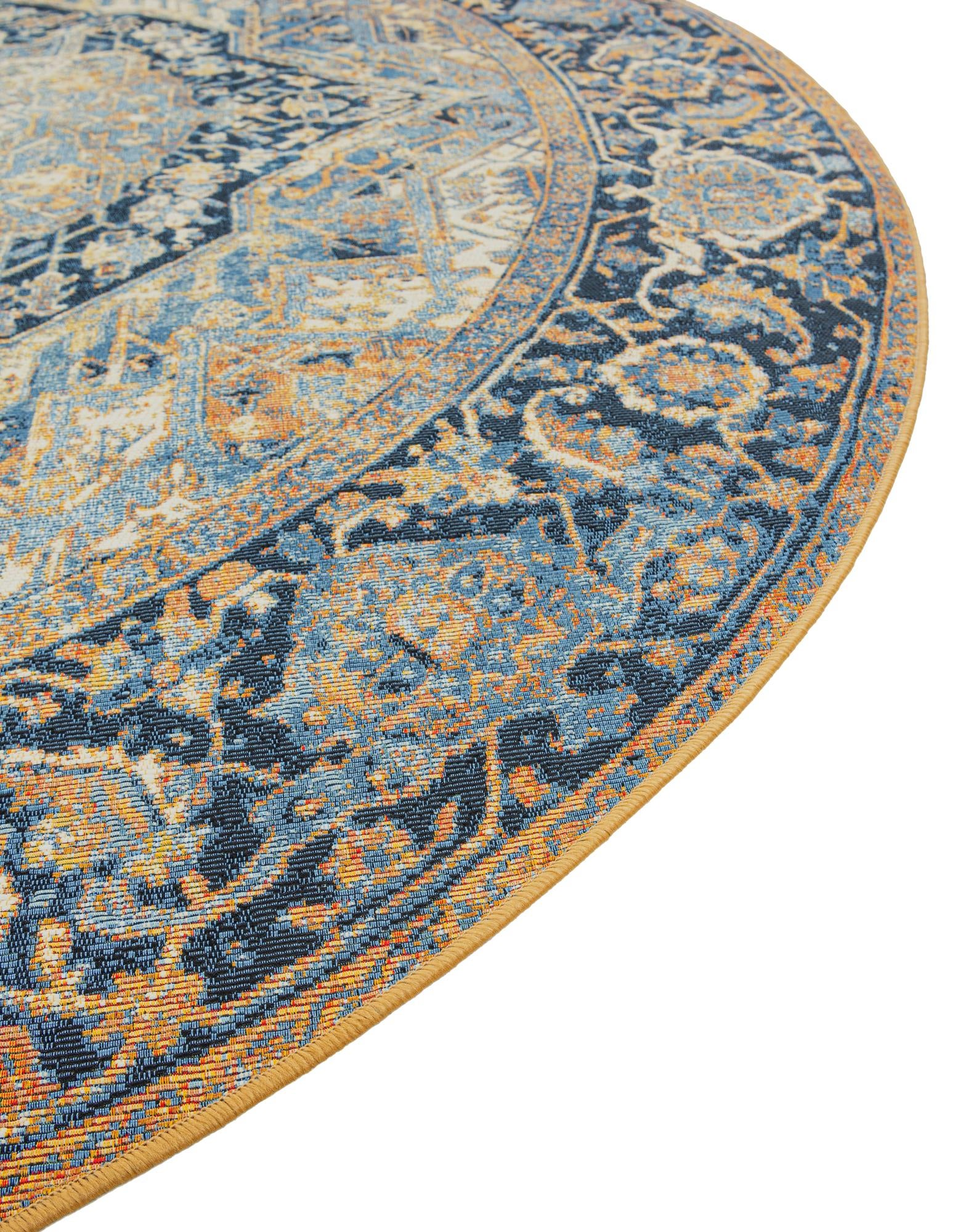 7' 10 x 7' 10 Easy-Clean Traditional Indoor / Outdoor Round Rug