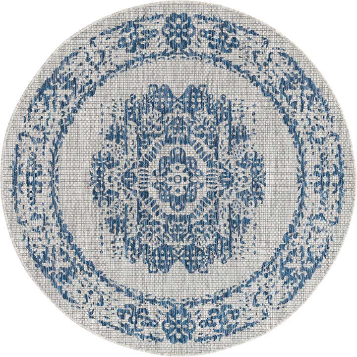 5' 3 x 5' 3 Easy-Clean Traditional Indoor / Outdoor Round Rug