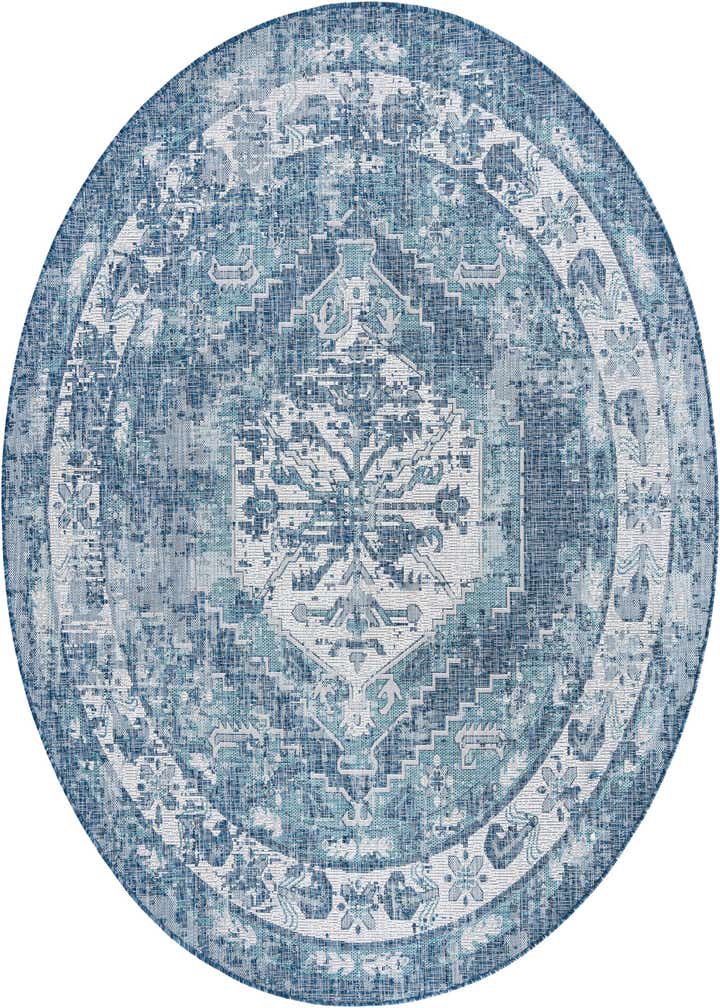 7' 10 x 7' 10 Easy-Clean Traditional Indoor / Outdoor Round Rug