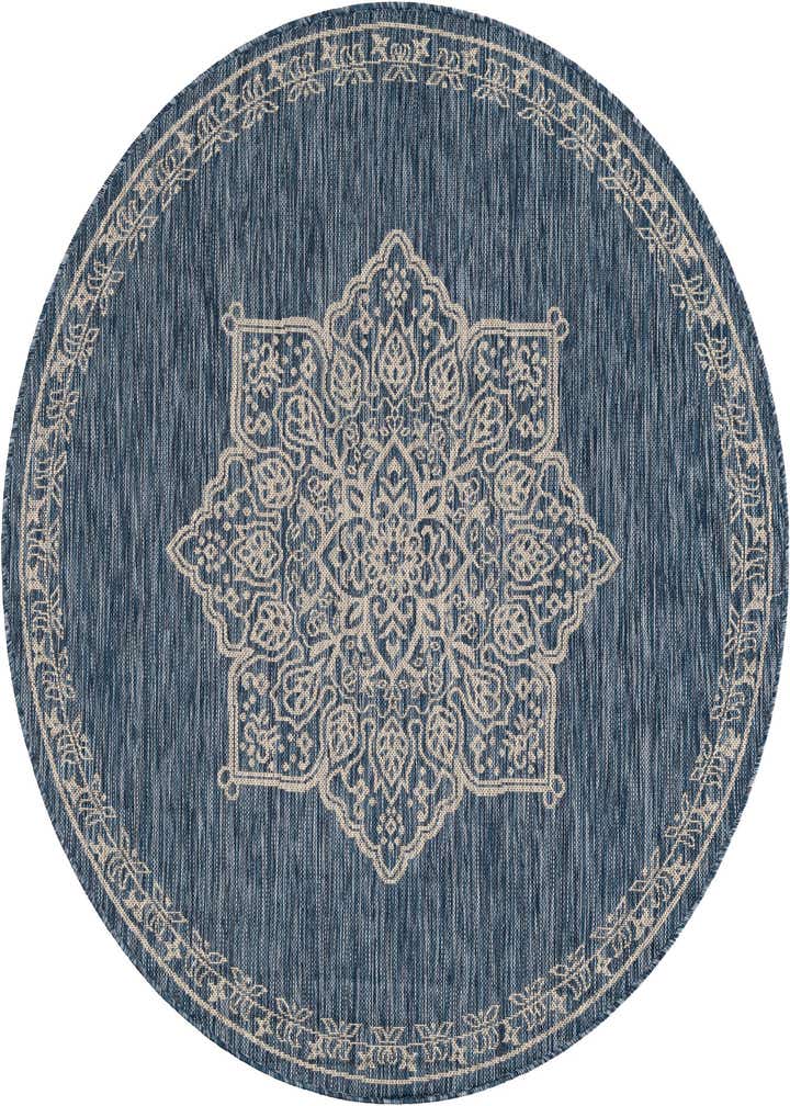 5' 3 x 5' 3 Easy-Clean Traditional Indoor / Outdoor Round Rug