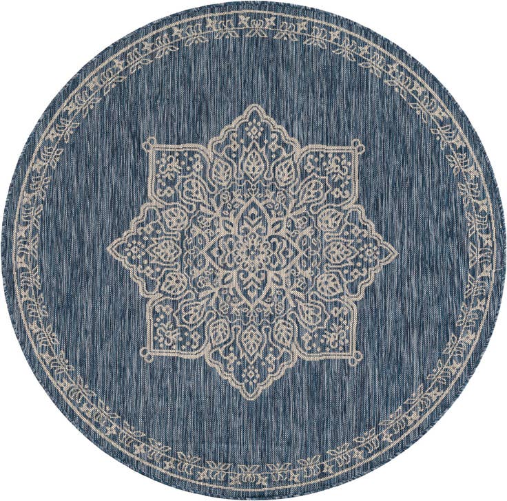 Detail image of 5' 3 x 5' 3 Easy-Clean Traditional Indoor / Outdoor Round Rug