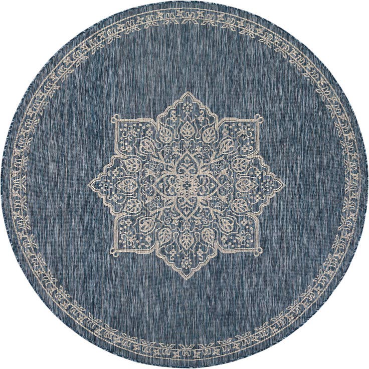 Detail image of 7' 10 x 7' 10 Easy-Clean Traditional Indoor / Outdoor Round Rug