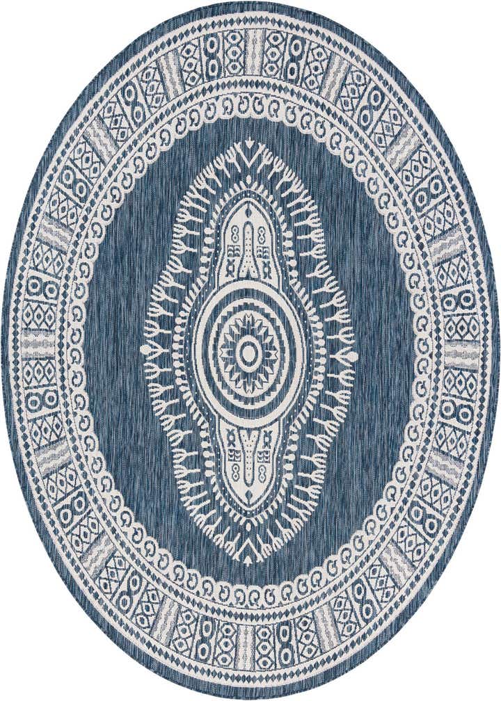 7' 10 x 7' 10 Easy-Clean Traditional Indoor / Outdoor Round Rug