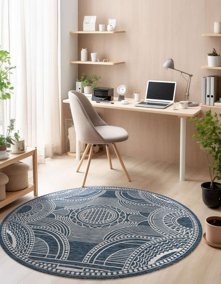 6' x 6' Easy-Clean Traditional Indoor / Outdoor Round Rug