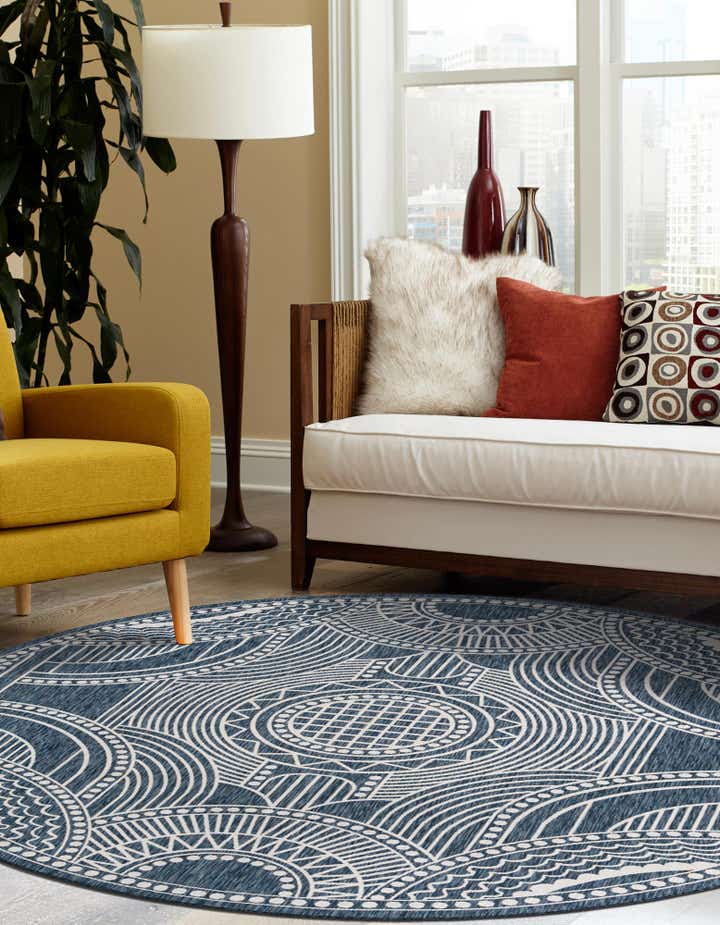 6' x 6' Easy-Clean Traditional Indoor / Outdoor Round Rug