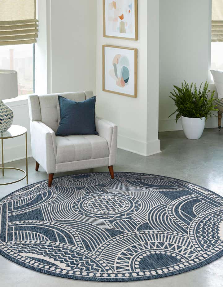 6' x 6' Easy-Clean Traditional Indoor / Outdoor Round Rug