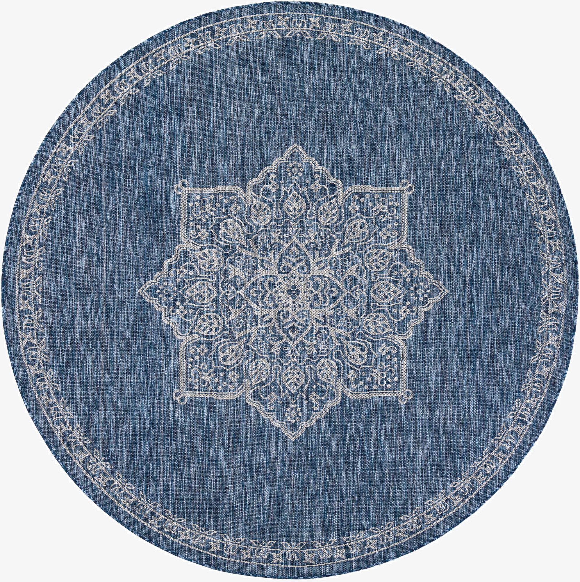 7' 10 x 7' 10  Washable Traditional Indoor / Outdoor Round Rug