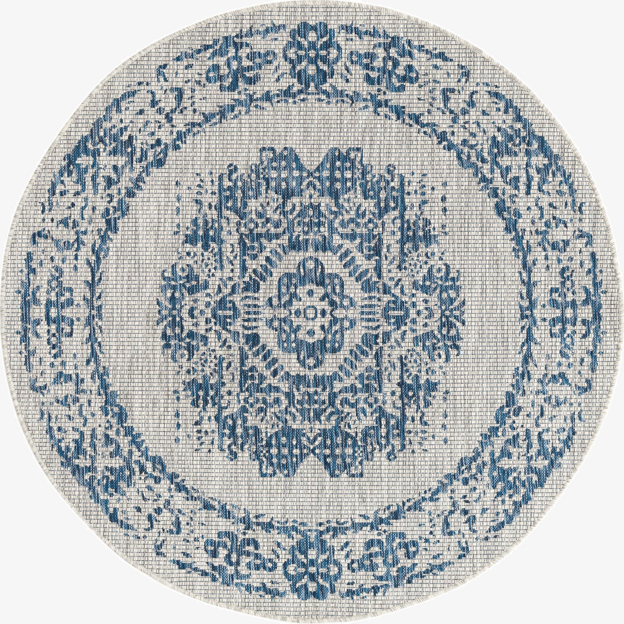 5' 3 x 5' 3  Washable Traditional Indoor / Outdoor Round Rug