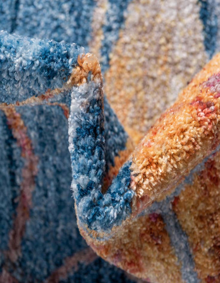 Detail image of 3' 3 x 3' 3 Prism Round Rug