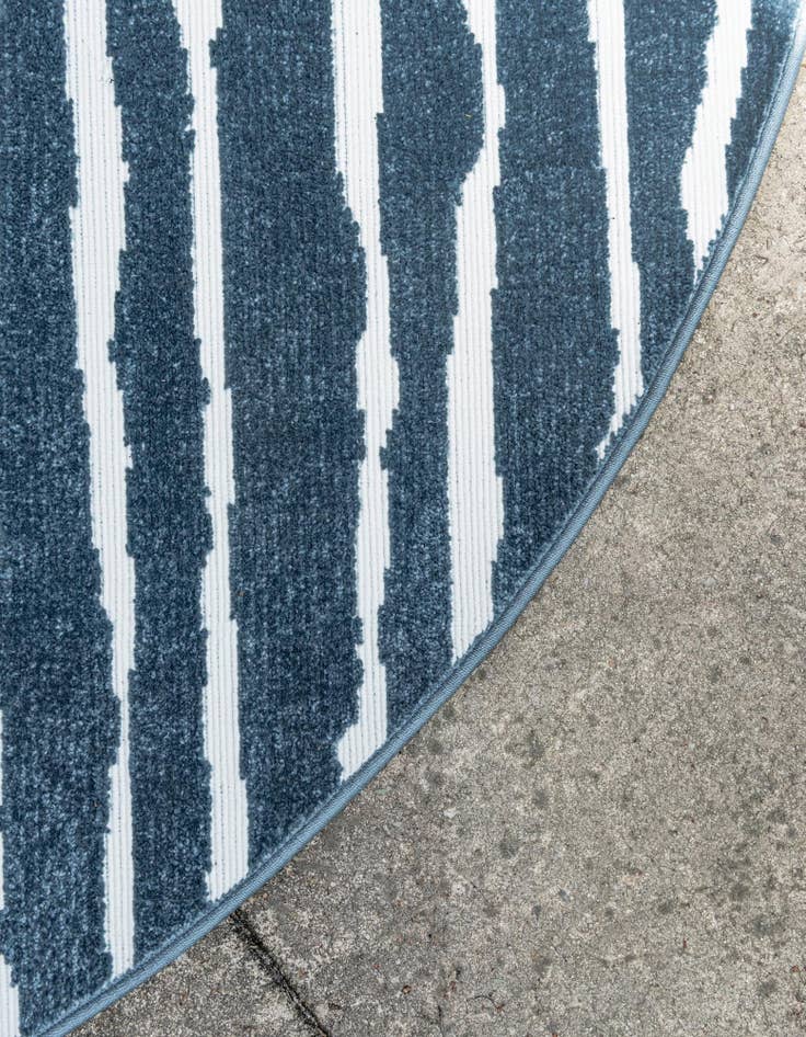 Detail image of 8' x 8'  Washable Sabrina Soto Ola Indoor / Outdoor Round Rug