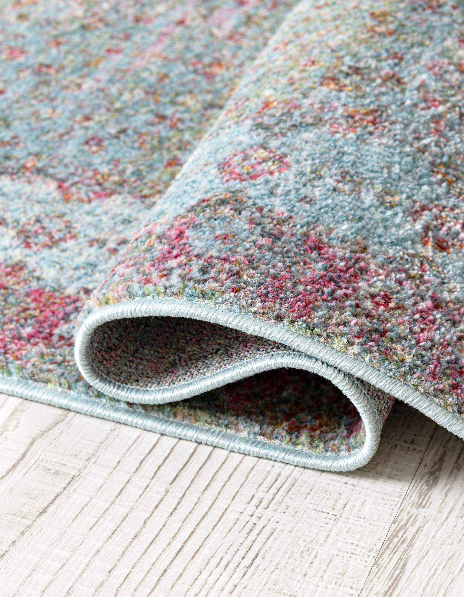 5' 5 x 5' 5 Santiago Round Rug