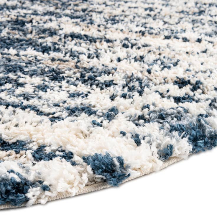 Detail image of 7' x 7' Serenity Shag Round Rug