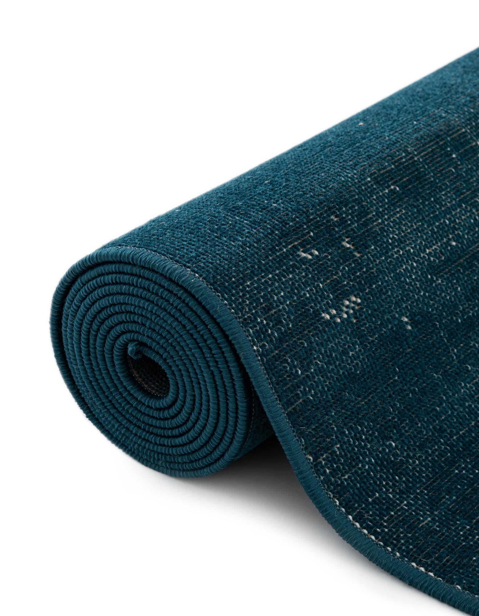 5' 3 x 5' 3 Valencia Round Rug