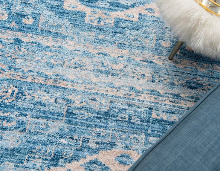 Detail image of 8' x 8' Vega Round Rug