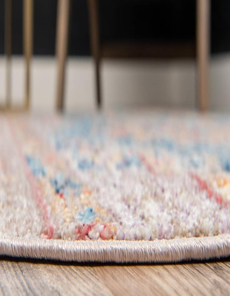 Detail image of 3' 3 x 3' 3 Vega Round Rug