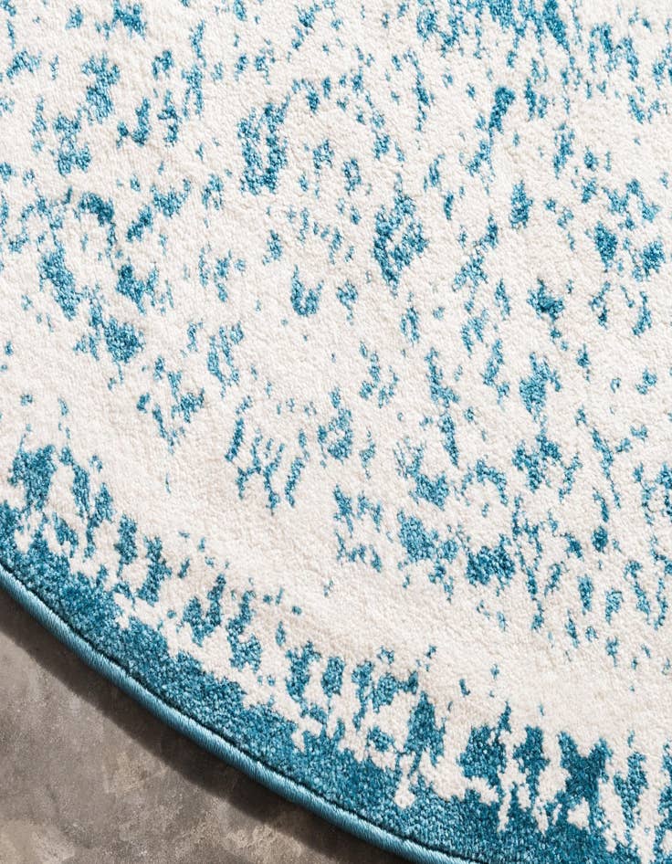 Detail image of 8' x 8' Venice Round Rug