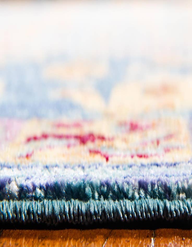 Detail image of 2' 7 x 9' 10 Alexis Runner Rug