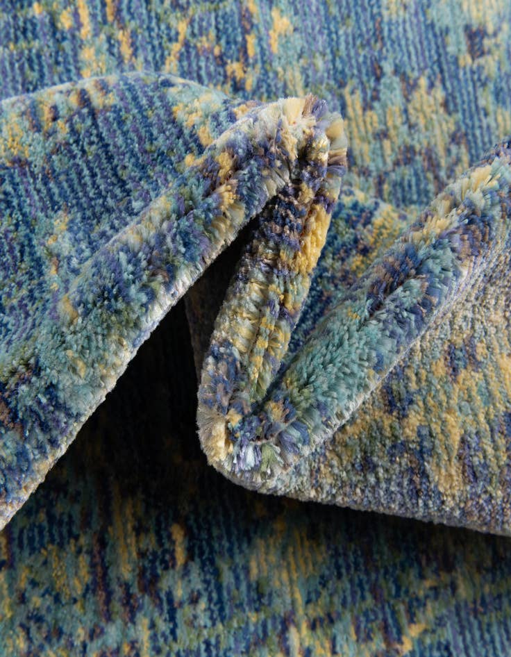 Detail image of 2' 3 x 8' Alexis Runner Rug