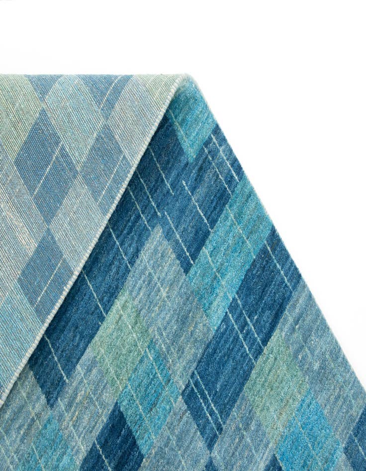 Detail image of 3' x 10' 8 Amaleh Wool Runner Rug