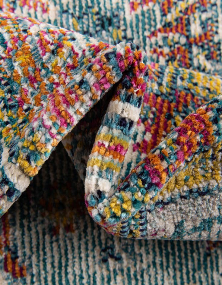 Detail image of 2' 3 x 7' Amulet Runner Rug