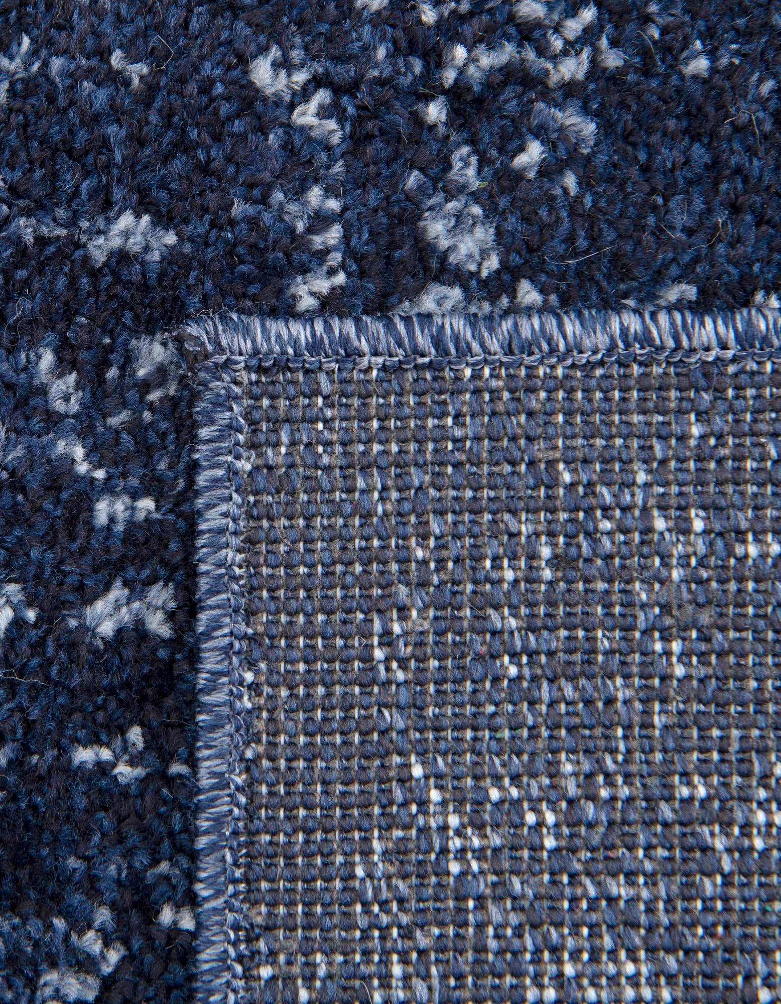 2' 7 x 10' Angelica Runner Rug
